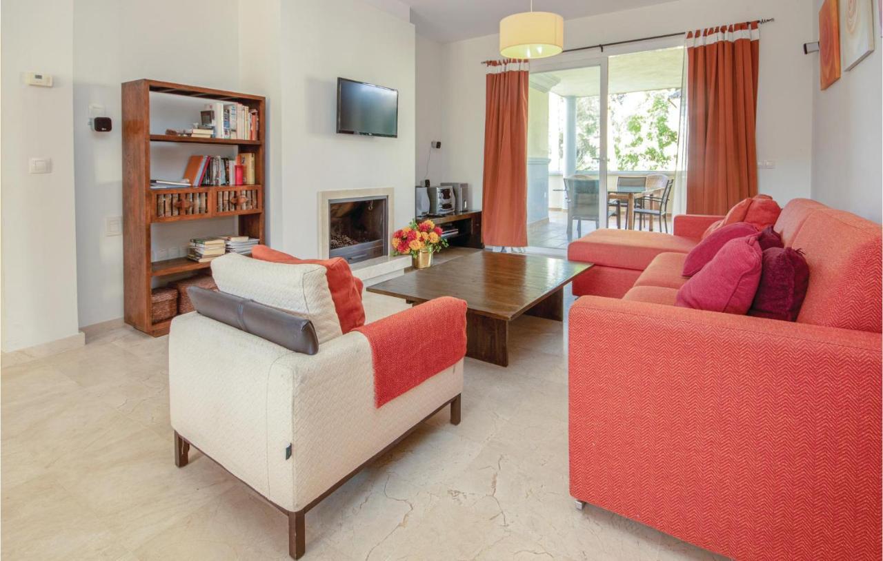 Beautiful Apartment In Marbella-Cabopino With 2 Bedrooms, Wifi And Outdoor Swimming Pool Εξωτερικό φωτογραφία