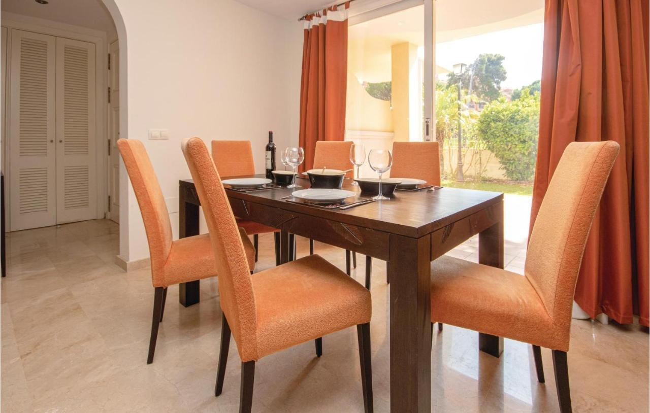 Beautiful Apartment In Marbella-Cabopino With 2 Bedrooms, Wifi And Outdoor Swimming Pool Εξωτερικό φωτογραφία